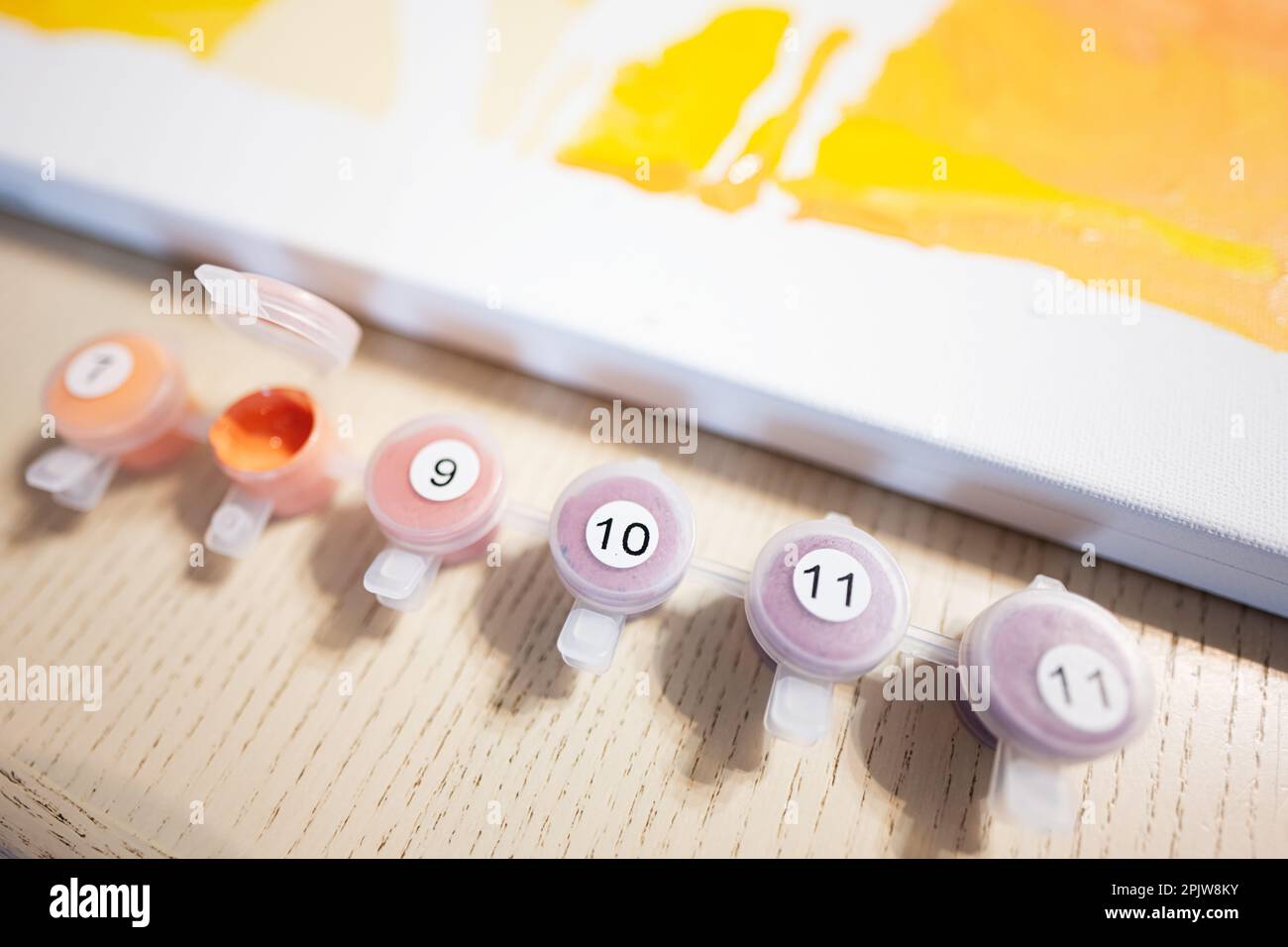 Hand drawn numbers brush hi-res stock photography and images - Alamy