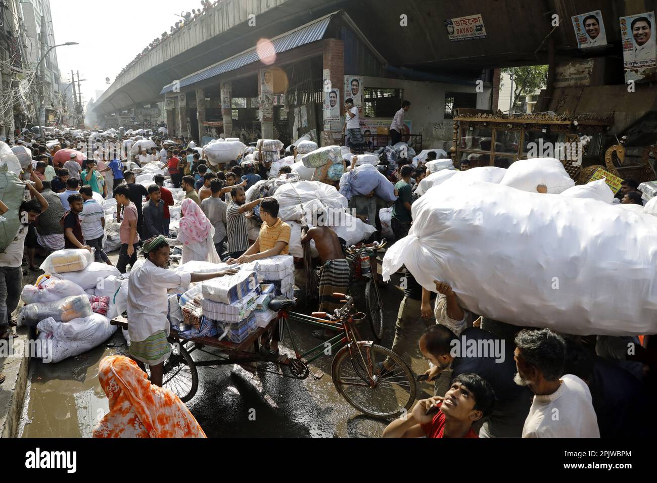 Dhaka, Bangladesh, 04/04/2023, Smoke fills the air during a fire at the