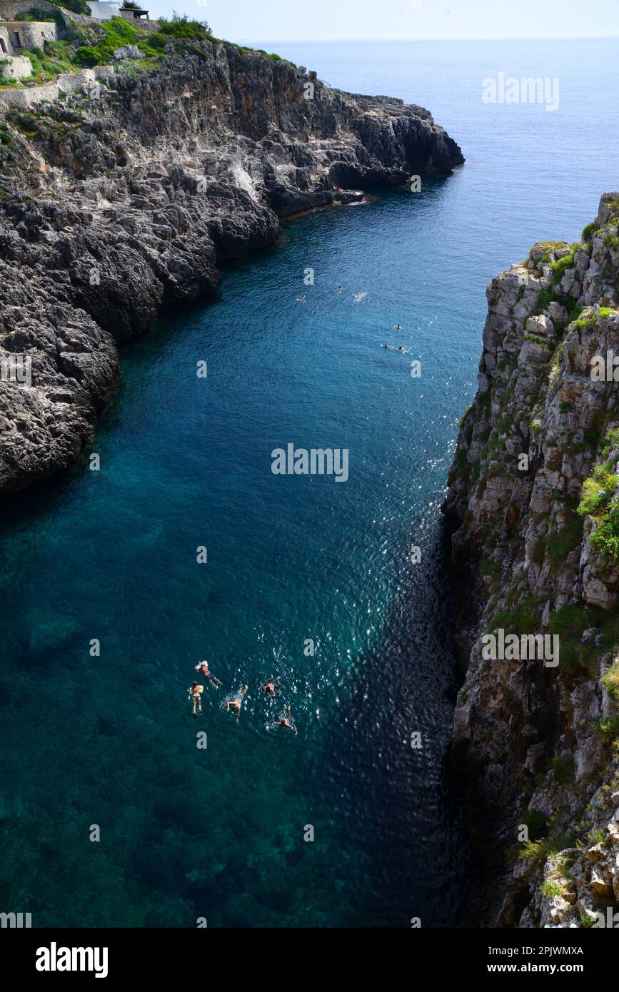 Il Ciolo is a place where a road bridge connects the two banks of a