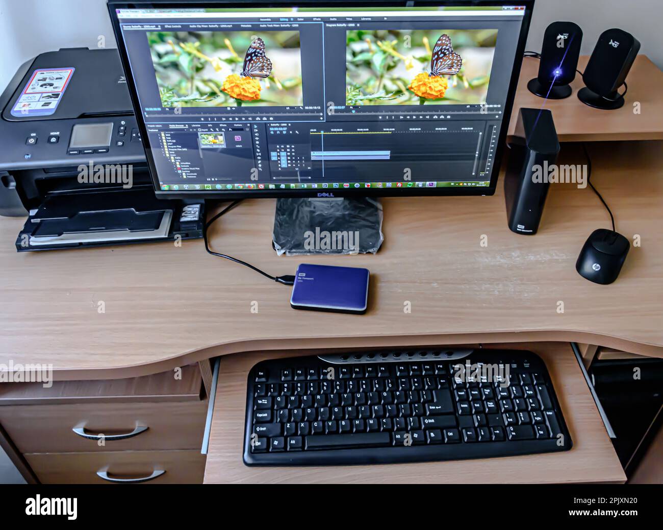 Computer All Photo Desktop pc home hi-res stock photography and images - Alamy