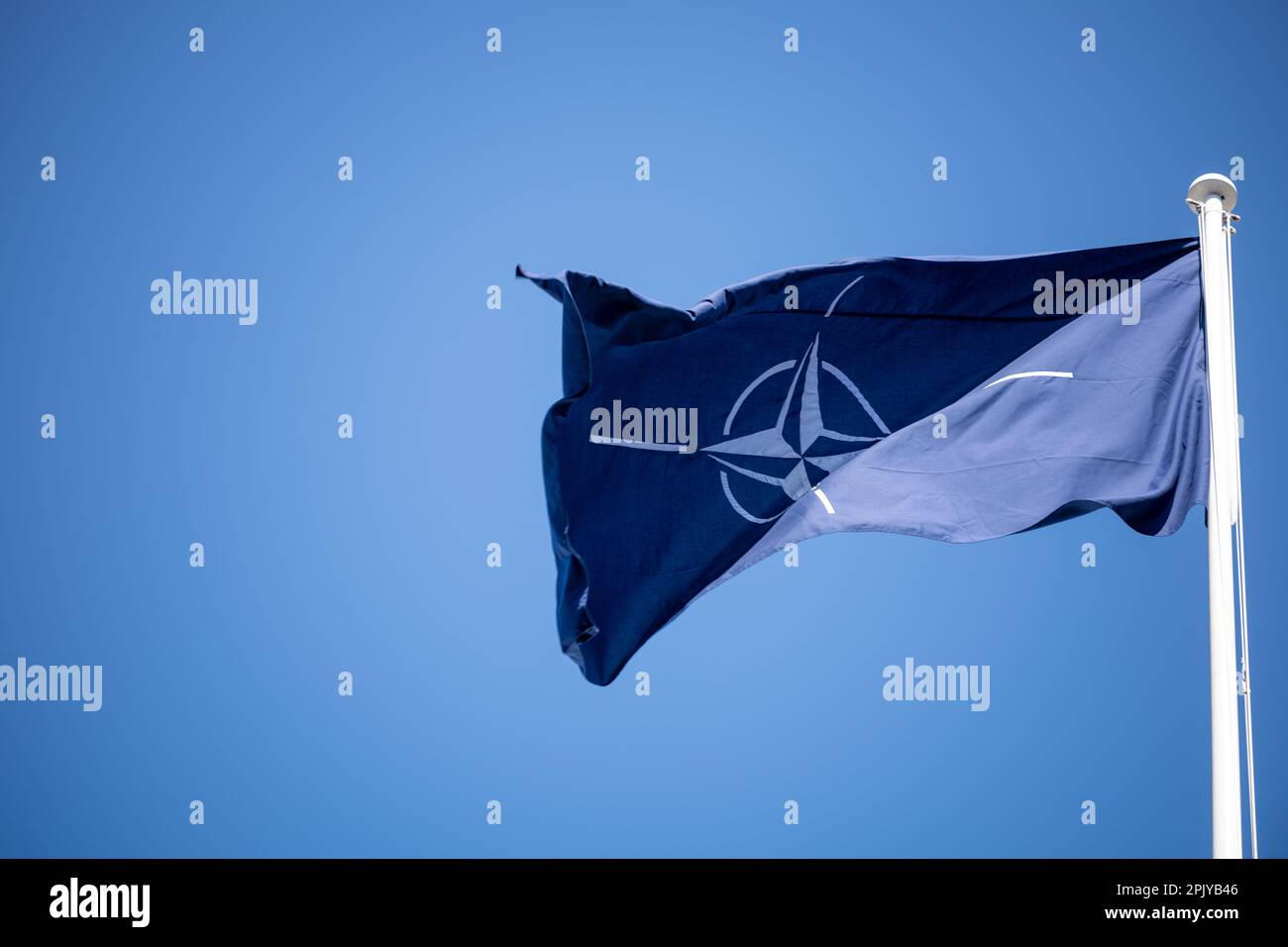 London, UK. 4th Apr, 2023. The NATO flag flies over 10 Downing Street to celebrate the accession of Finland to NATO. Credit: Ian Davidson/Alamy Live News Stock Photo
