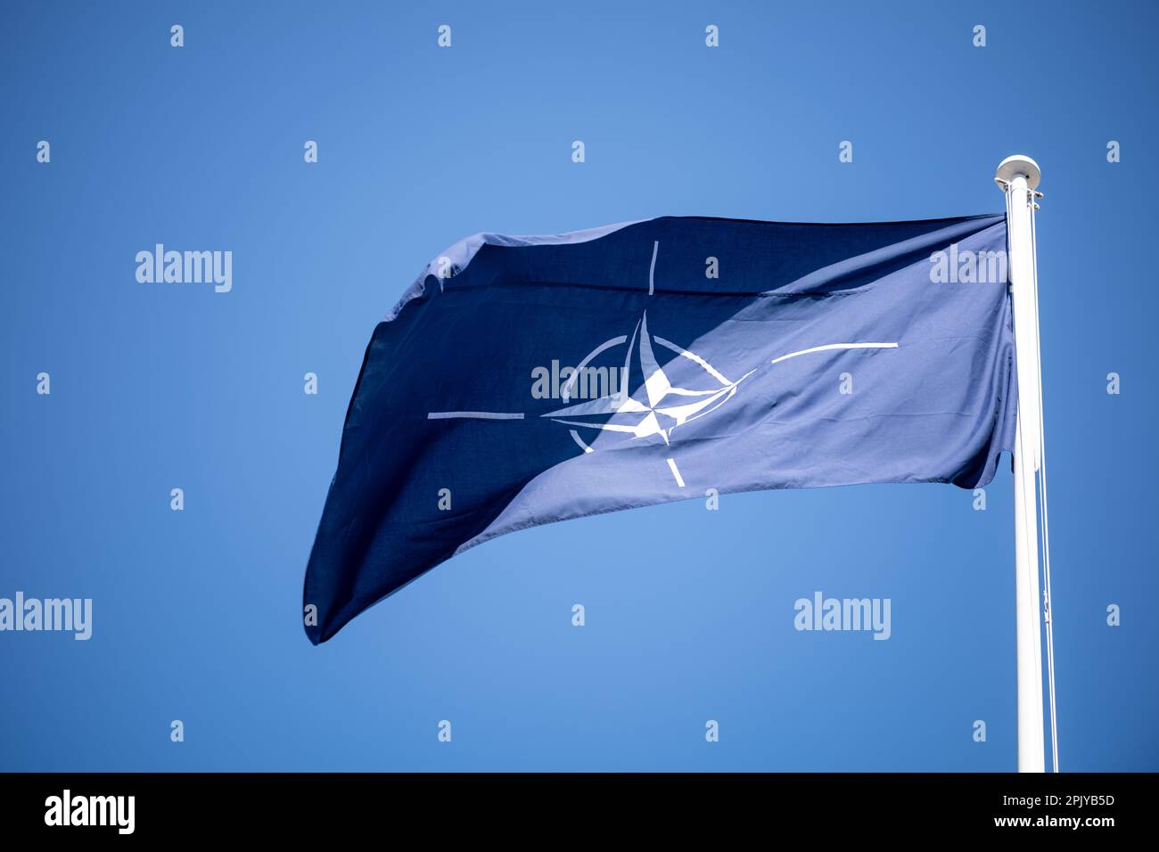 London, UK. 4th Apr, 2023. The NATO flag flies over 10 Downing Street to celebrate the accession of Finland to NATO. Credit: Ian Davidson/Alamy Live News Stock Photo