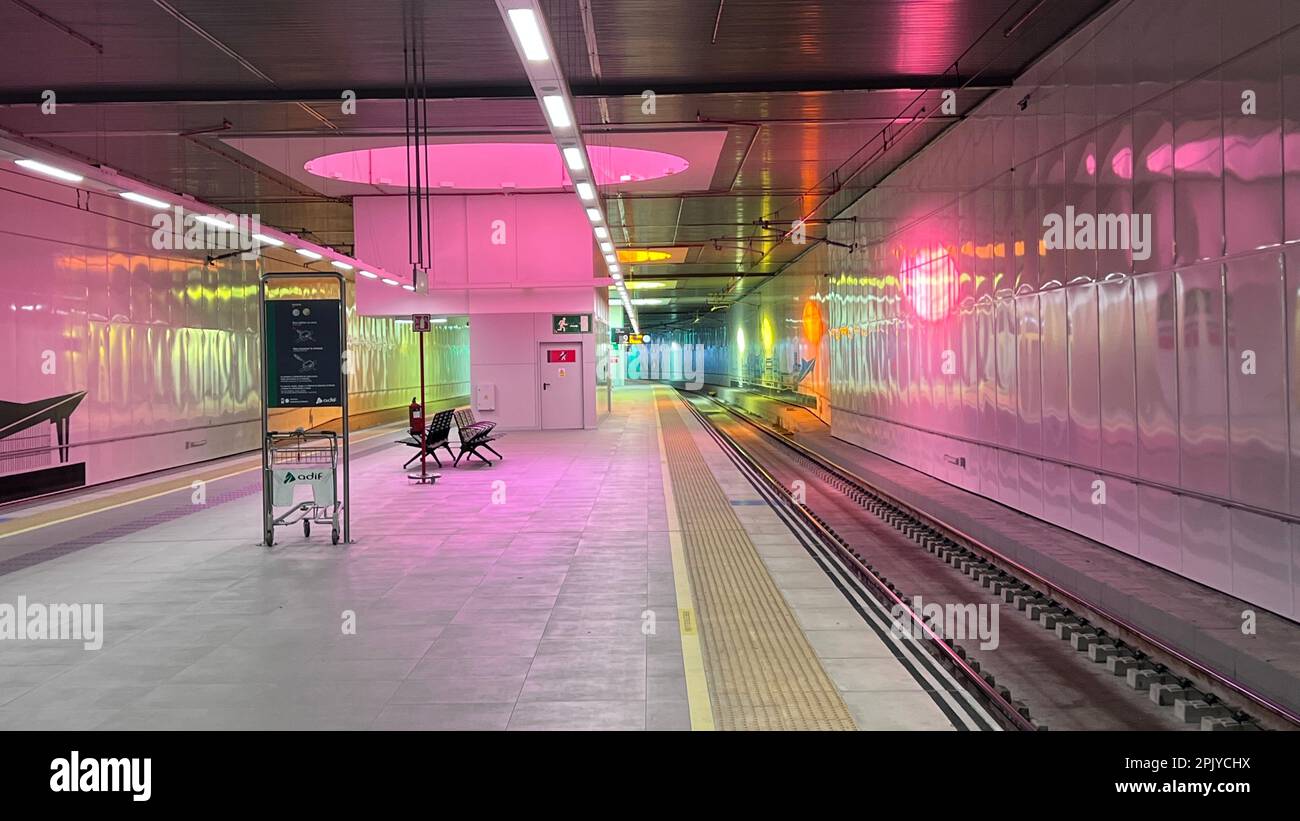 interior of the new railway station in León Stock Photo Alamy