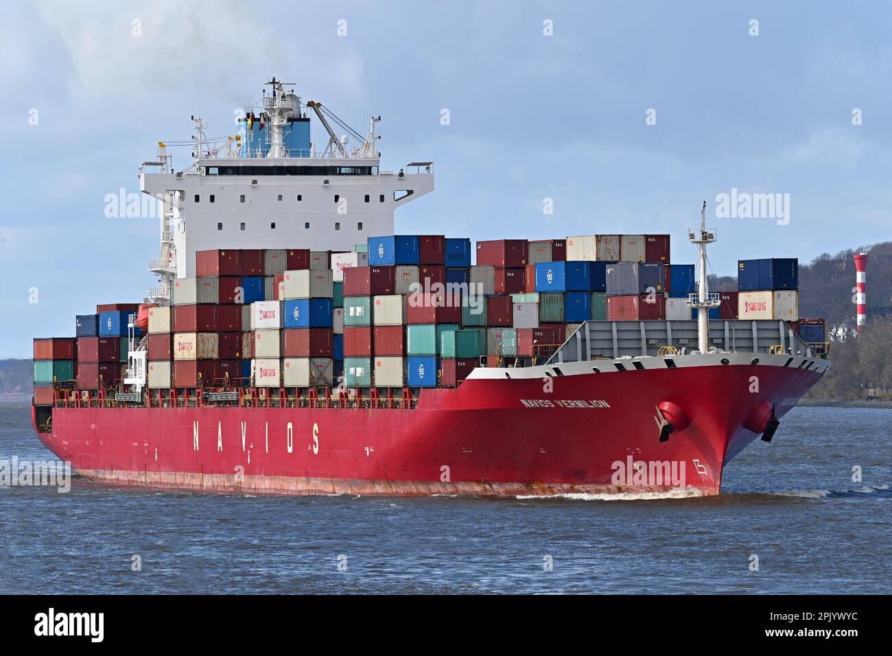 Containership NAVIOS VERMILION arrives at the port of Hamburg Stock Photo