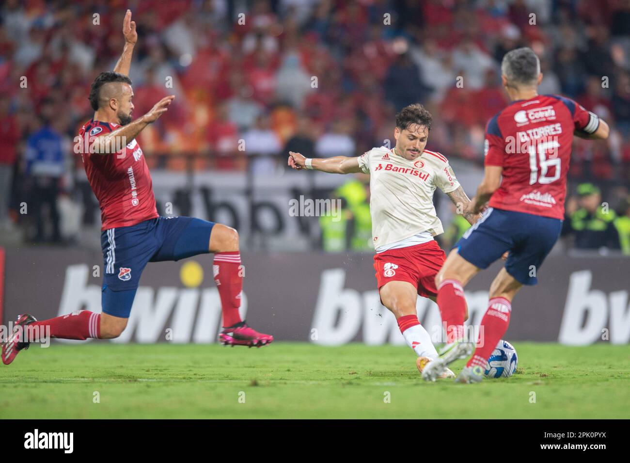 Medellin, Colombia, 04th Apr, 2023. Maurício of Internacional, during the match between Independiente Medellín and Internacional for the 1st round of Group B of Libertadores 2023, at Atanasio Girardot, in Medellin, Colombia on April 04. Photo: Max Peixoto/DiaEsportivo/DiaEsportivo/Alamy Live News Stock Photo
