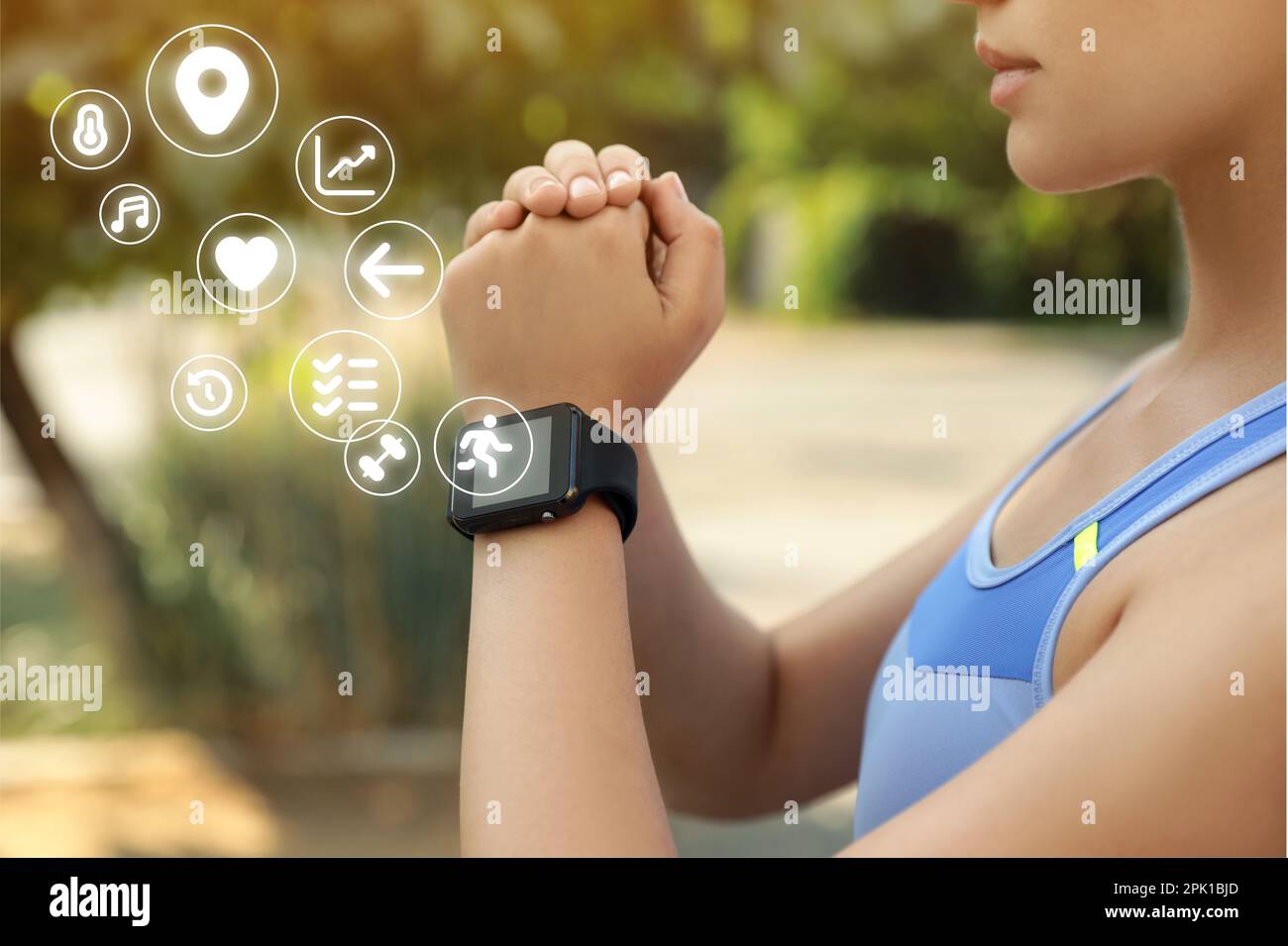 Woman wearing heart monitor hi-res stock photography and images - Alamy