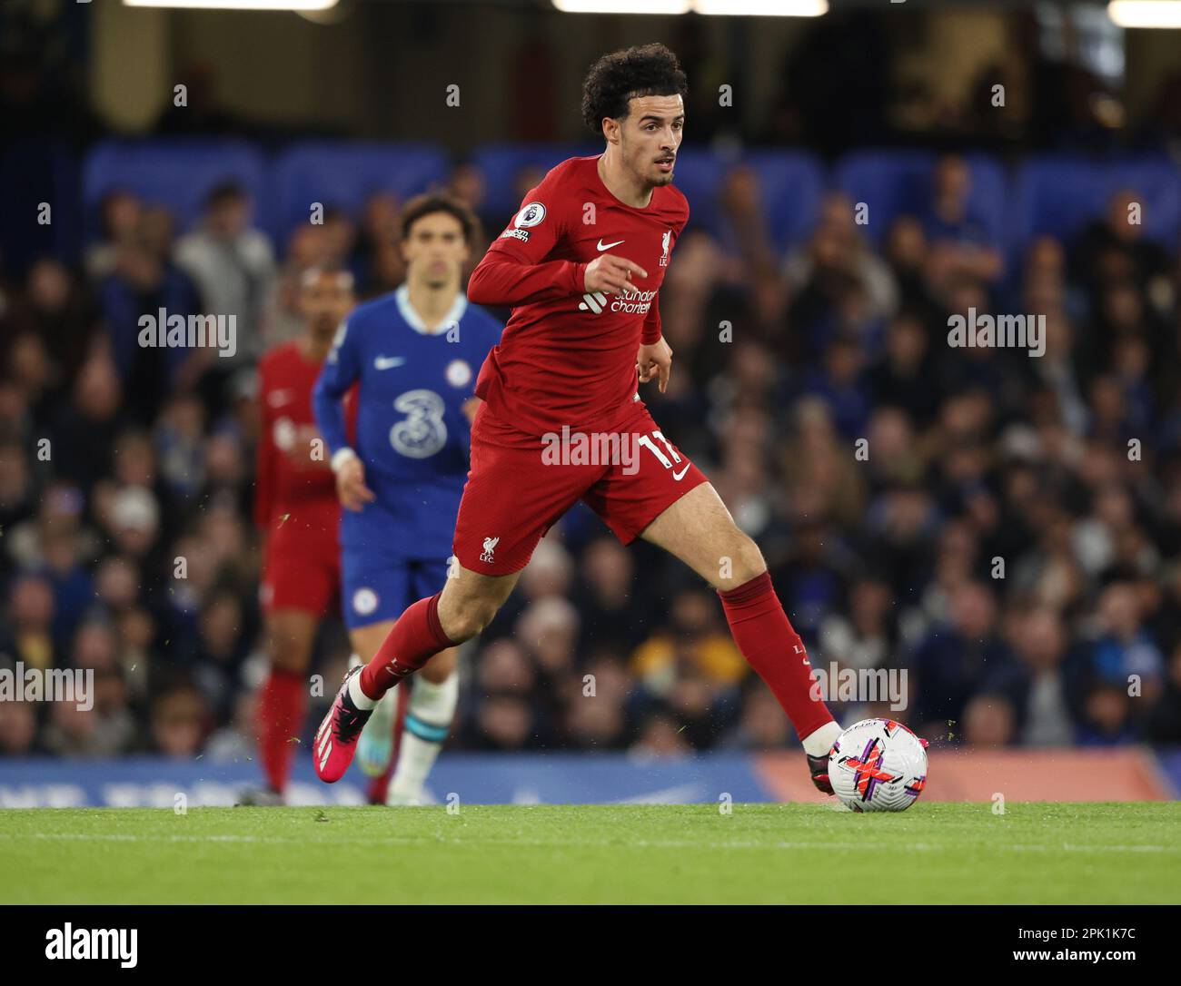 London, UK. 04th Apr, 2023. Curtis Jones (L) at the Chelsea v Liverpool EPL match, at Stamford Bridge, London, UK on 4th April, 2023. Credit: Paul Marriott/Alamy Live News Stock Photo