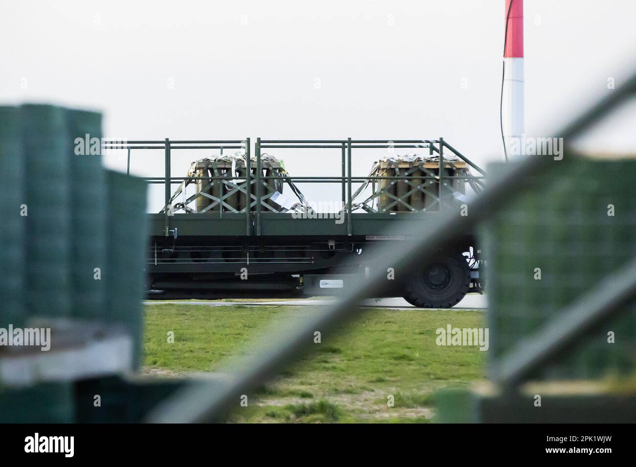 Himars rocket hi-res stock photography and images - Alamy