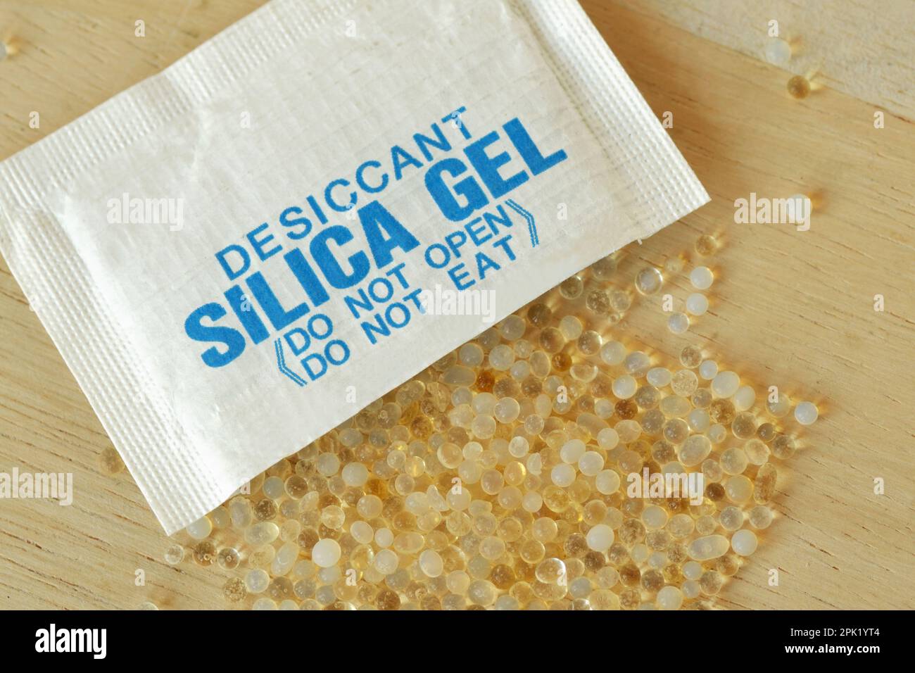 Silica gel beads hi-res stock photography and images - Alamy