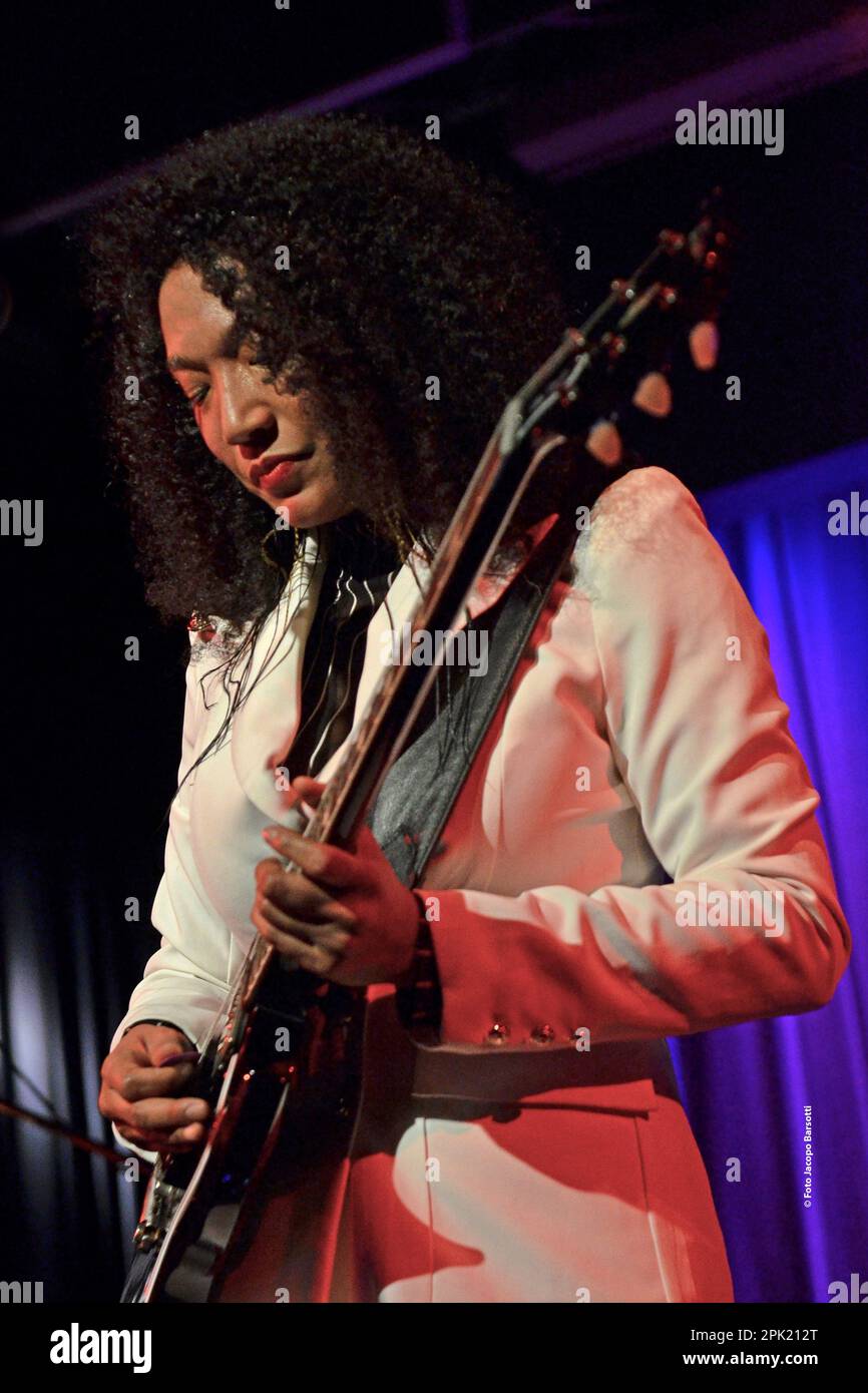 Milan Italy 02/11/2022: Judith Hill live concert at the Blue Note of Milan Stock Photo