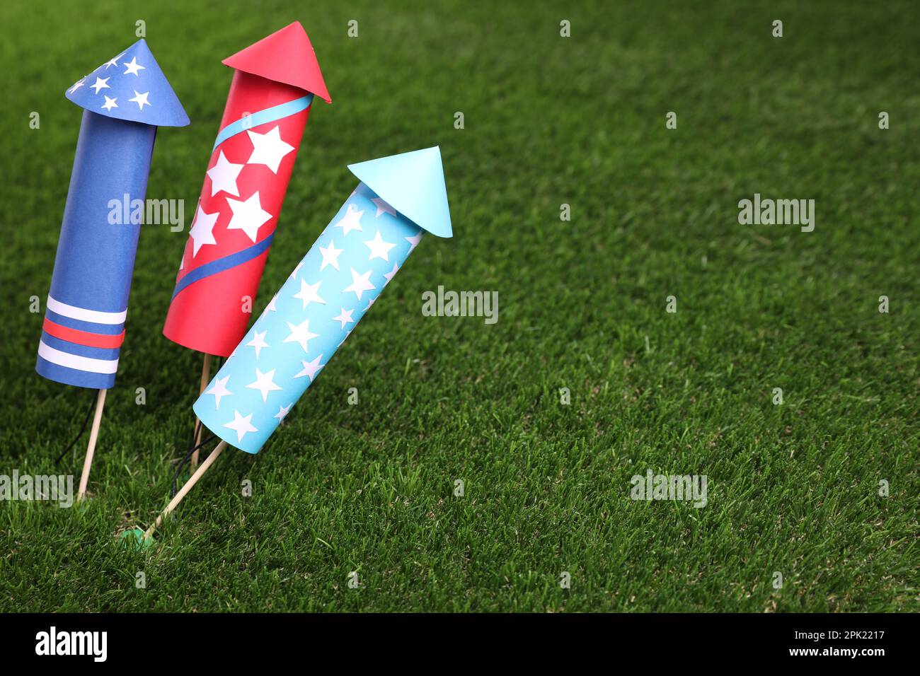 Green rocket firecracker hi-res stock photography and images - Alamy
