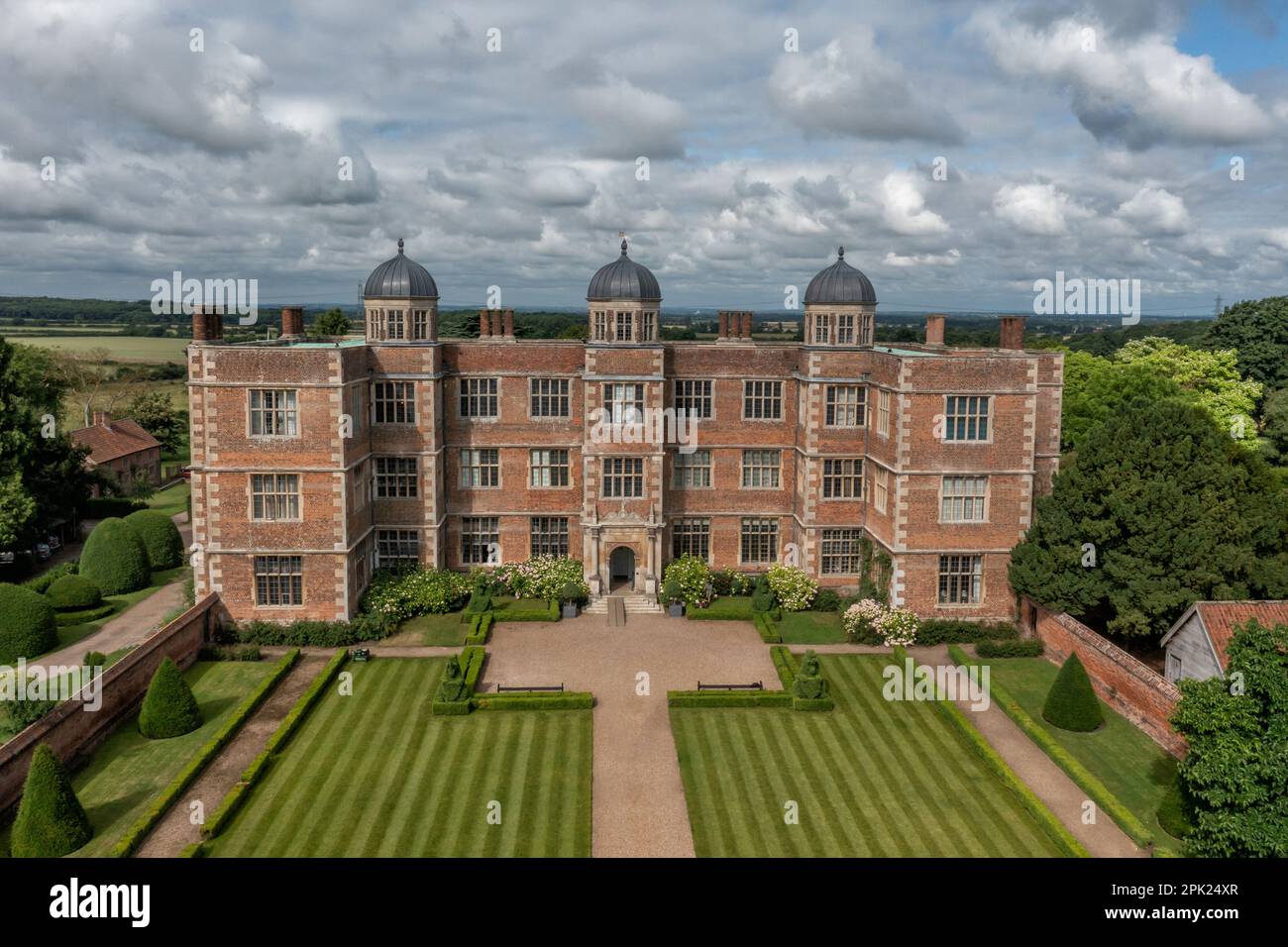Doddington hall hi-res stock photography and images - Alamy