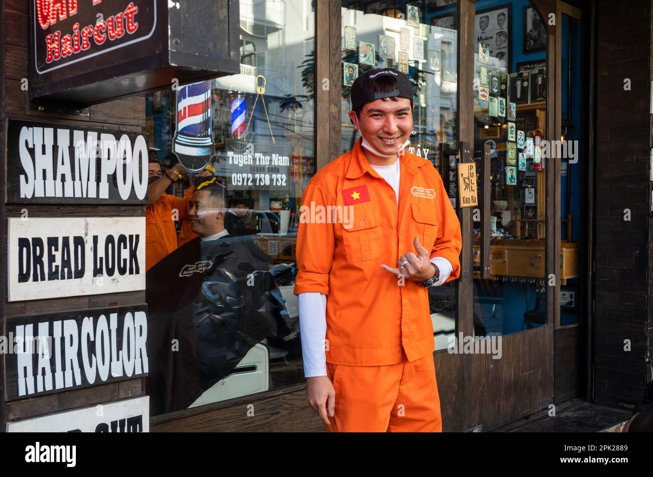 Dong tay barber shop hires stock photography and images Alamy