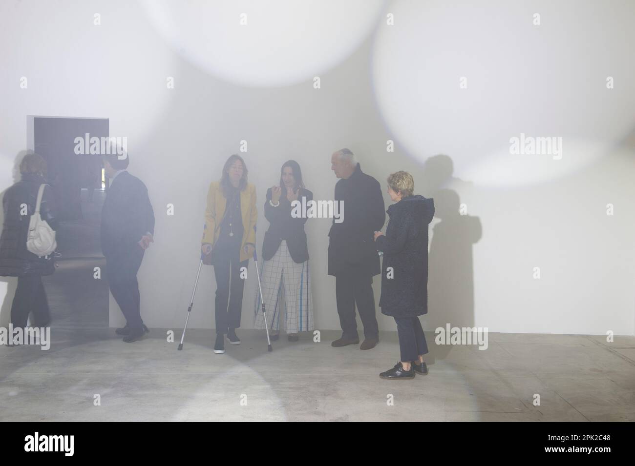 april 4, 2023 - Milano- Pirelli Hangar Bicocca mostra 'Grand Bal' dell'artista Ann Veronica Janssens. Nella foto da sx: Ilaria Tronchetti Provera, Mar Stock Photo