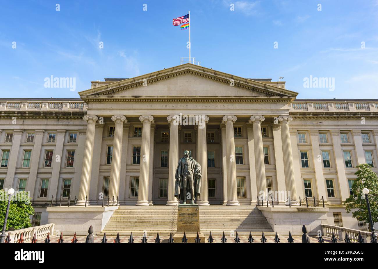 Treasury Building in Washington, D.C., USA. United States Department of the Treasury. North entrance with the statue of Albert Gallatin. Stock Photo