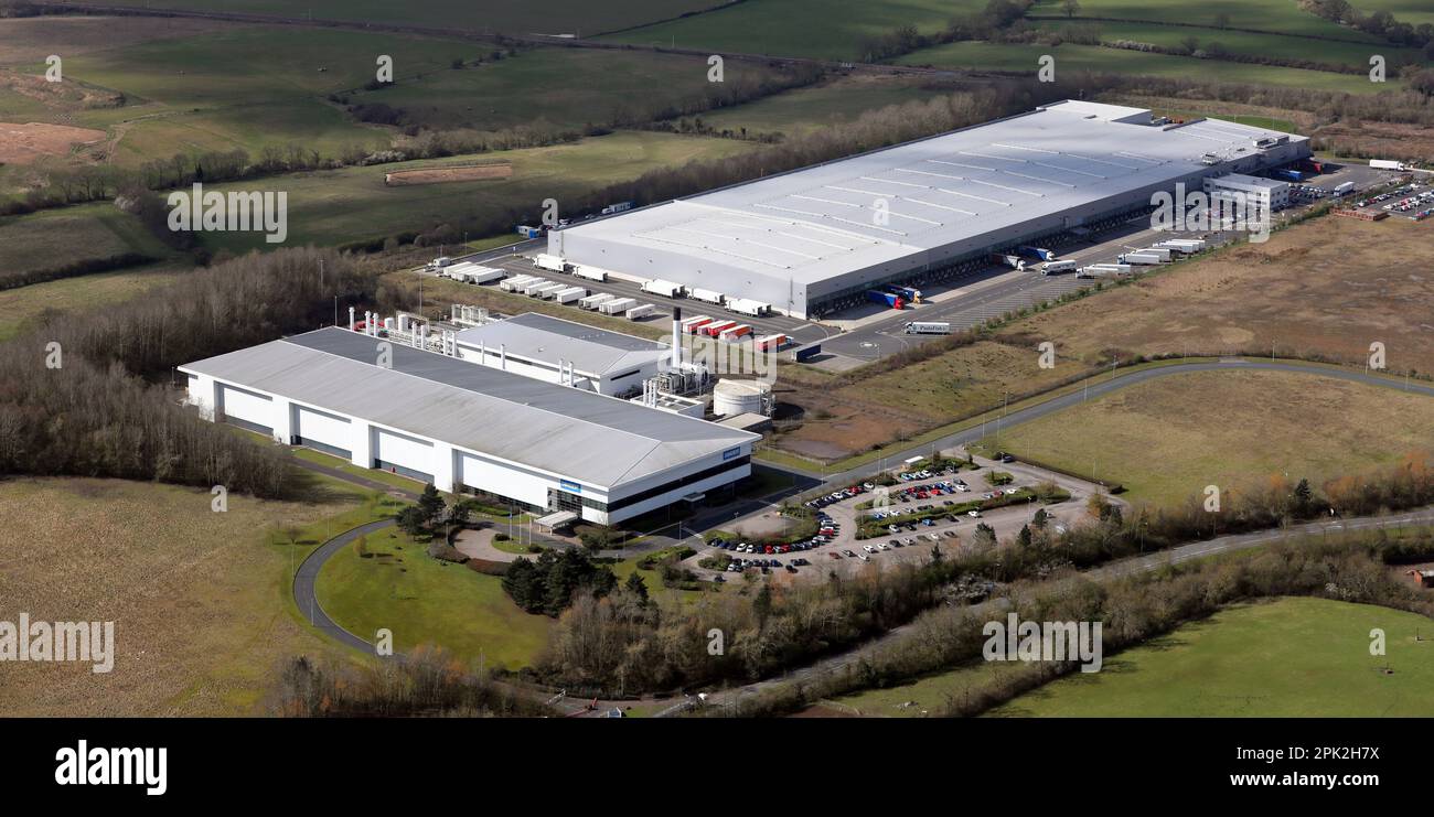aerial view of electronics manufacturer II-VI factory (foreground) & Lidl Newton Aycliffe Regional Distribution Centre (background), Newton Aycliffe Stock Photo