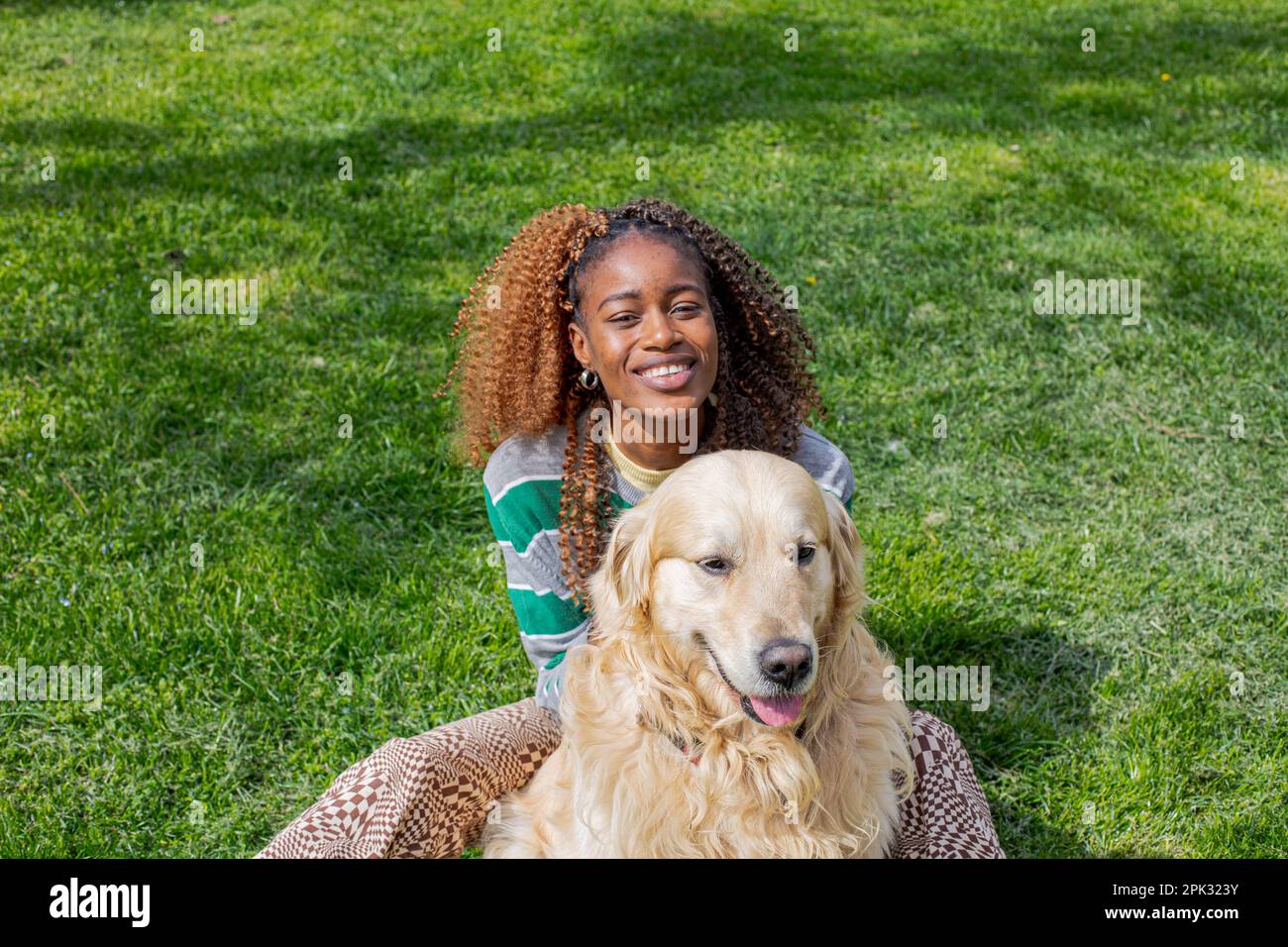 Funny african american girl hi-res stock photography and images - Alamy