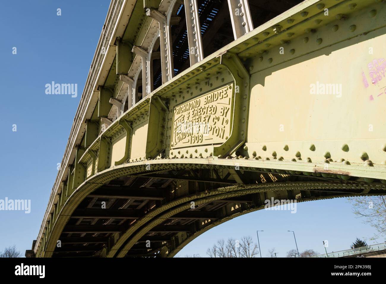 Closeup of steel girders and rivets on Richmond Railway Bridge, made & erected by The Horseley Co Ltd, London & Tipton, 1908, London, England, UK Stock Photo