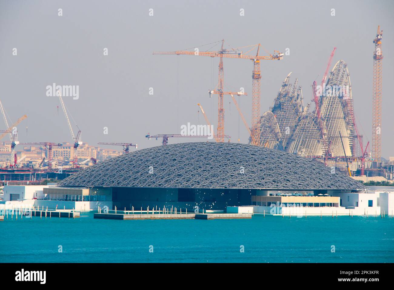 Louvre Abu Dhabi Stock Photo - Alamy