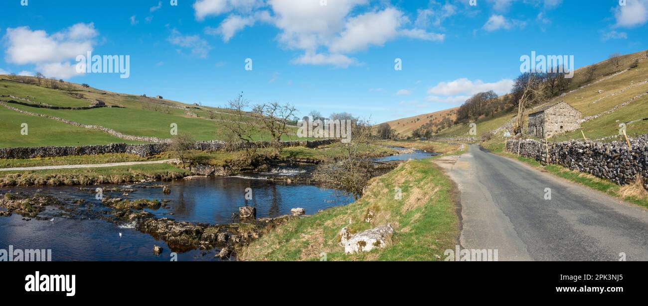 Stunning panoramic view through Langstrothdale at the head of Wharfedale. Along here, the source of the River Wharfe is found. Yorkshire Dales Nationa Stock Photo