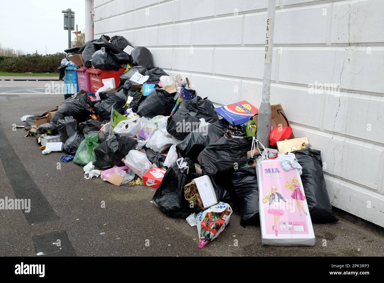 pile of rubbish Stock Photo Alamy