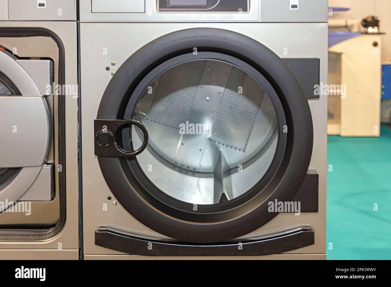 Big Capacity Commercial Clothes Dryer Machine Rotating Drum Process