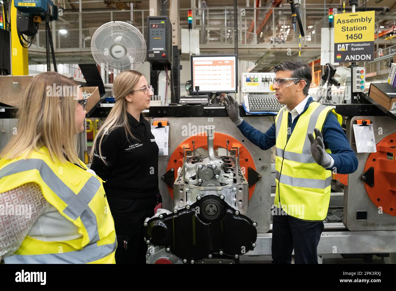 Prime Minister Rishi Sunak meets apprentices and staff during a visit