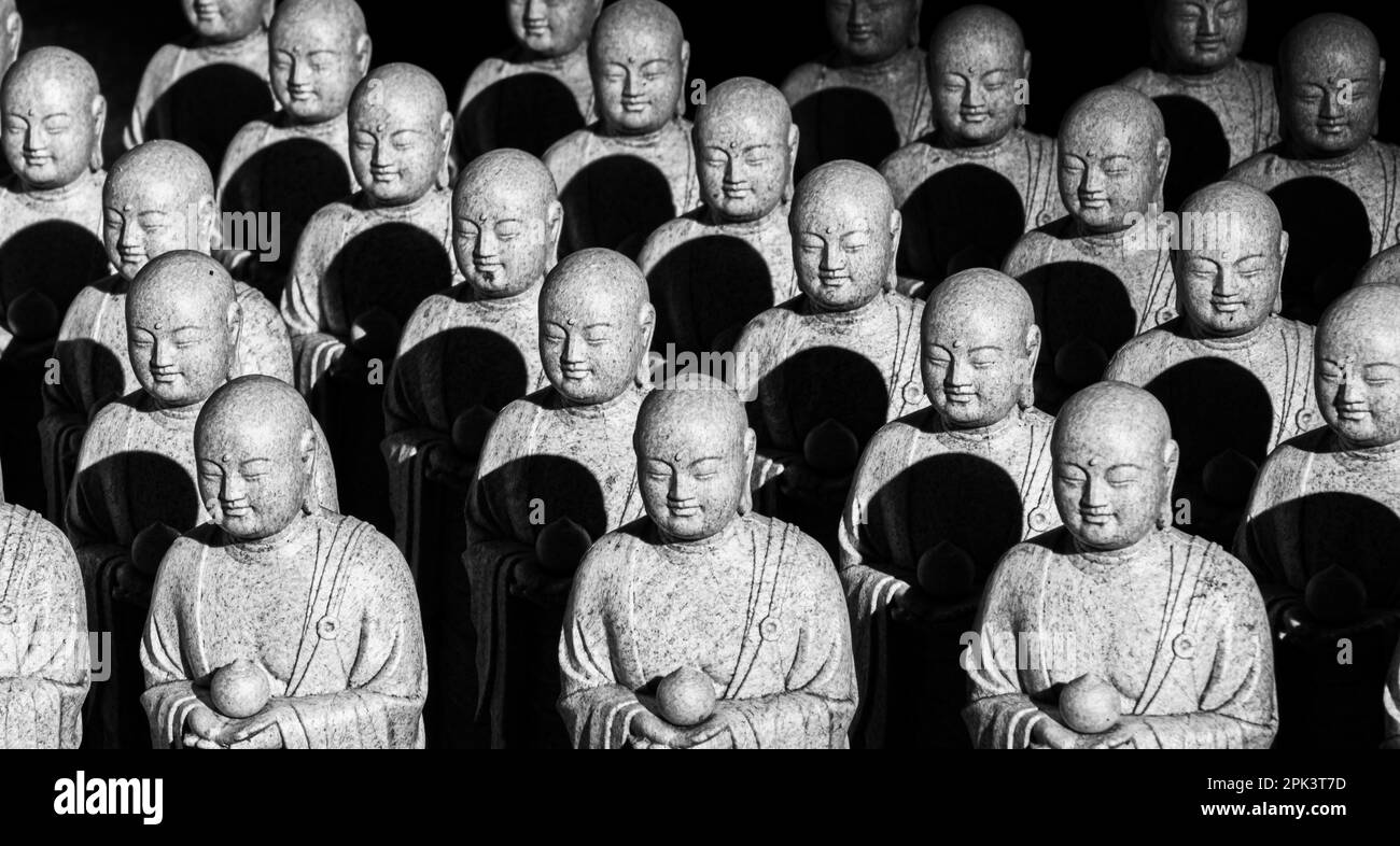 Small Jizo Statues at Hasedera Temple in kama Kura Stock Photo Alamy