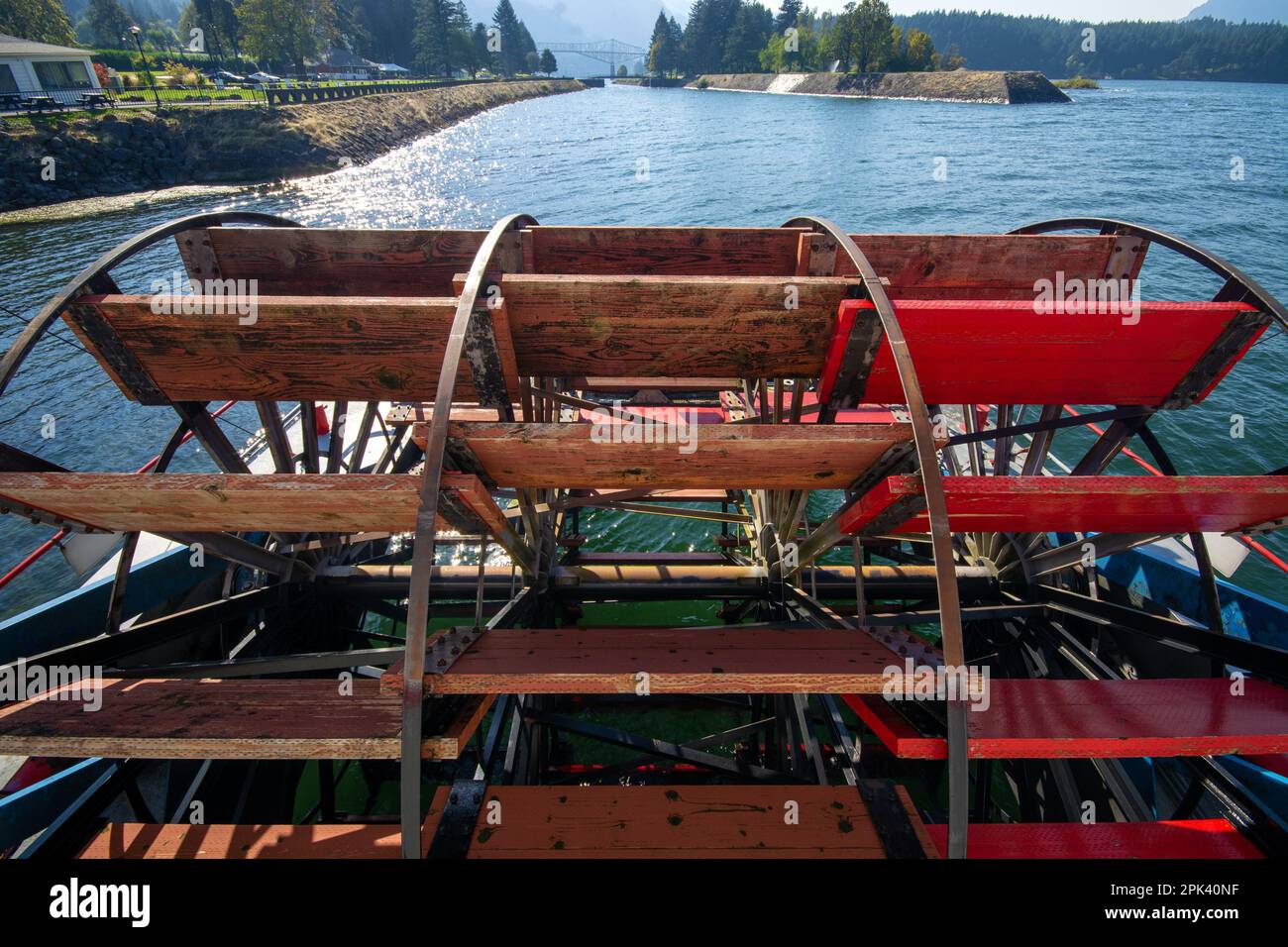 Columbia sternwheeler in Cascades Locks, Oregon Stock Photo Alamy