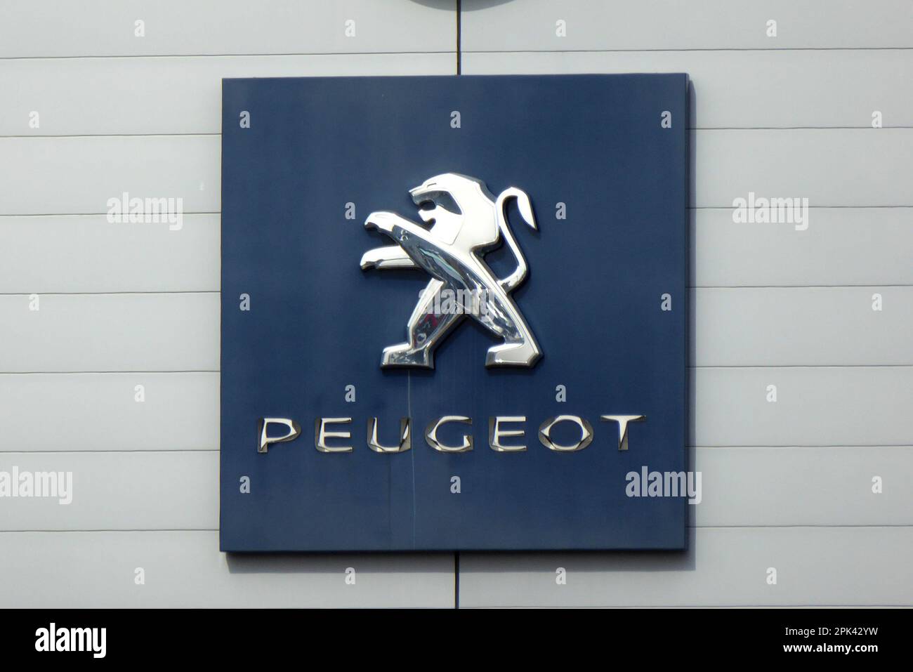 Peugeot / Schriftzug / Logo Stock Photo