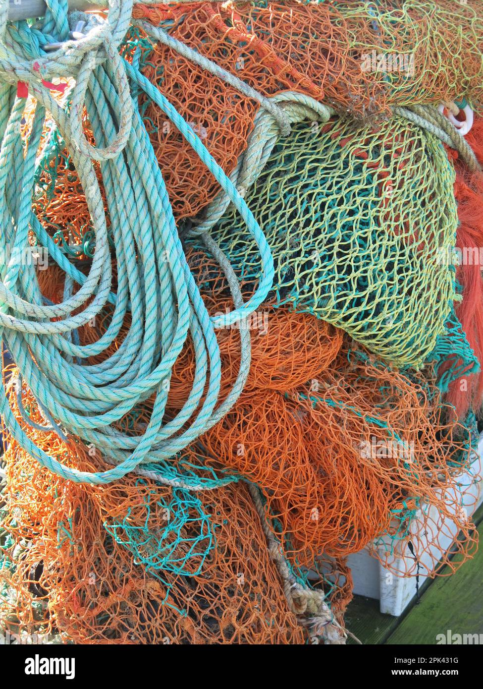 Ropes netting hi-res stock photography and images - Page 2 - Alamy