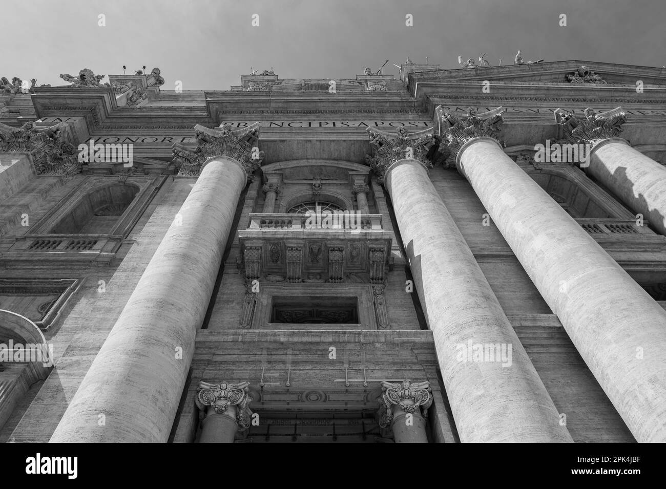 Is a Catholic basilica located in St. Peter's Square in the Vatican City state; it is a