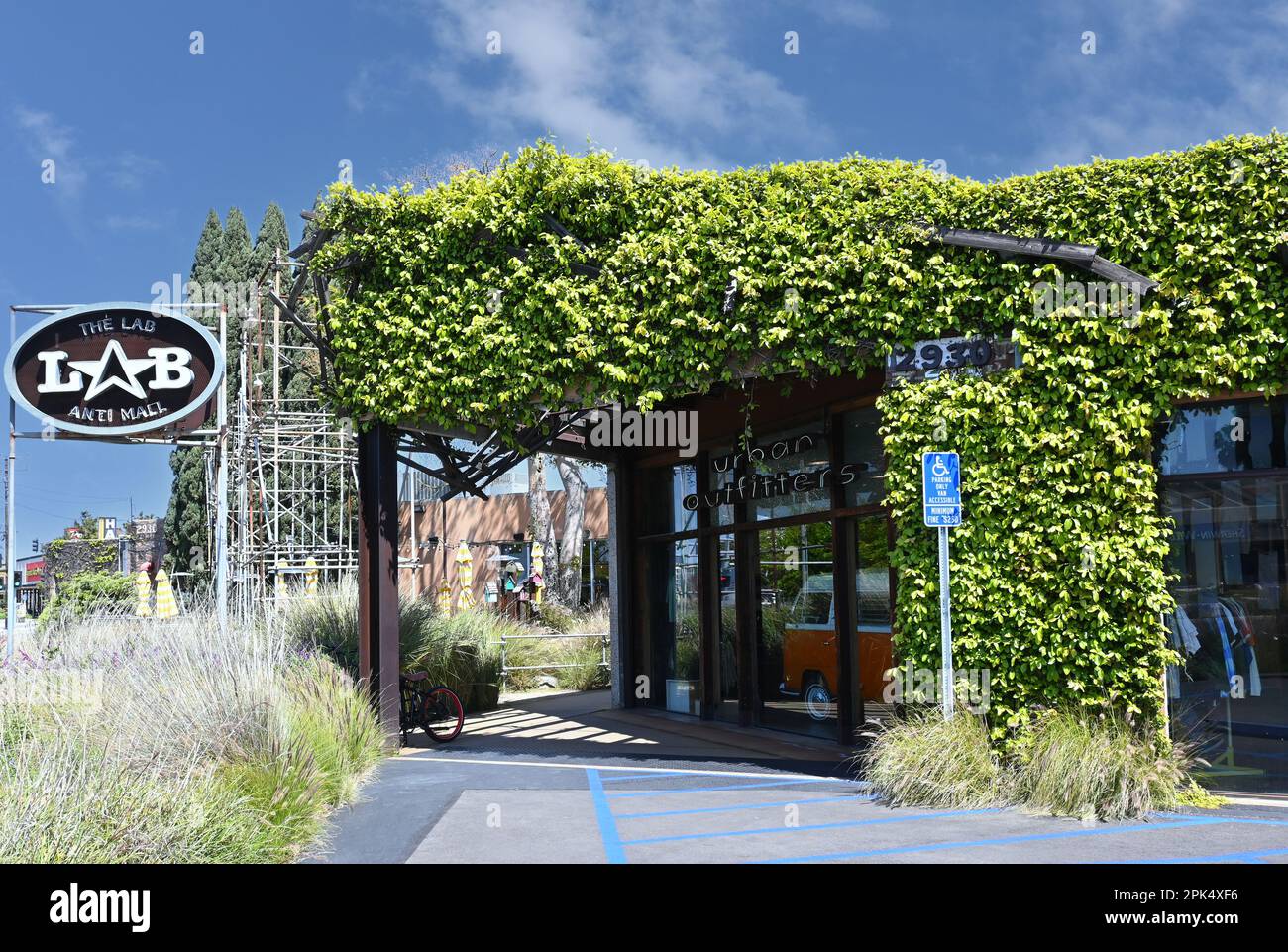 COSTA MESA, CALIFORNIA 4 APR 2023 Urban Outfitters at The Lab Anti