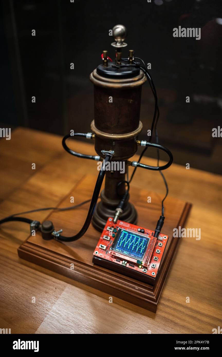 Model of the mechanical oscillator. 'Nikola Tesla, the genius of modern
