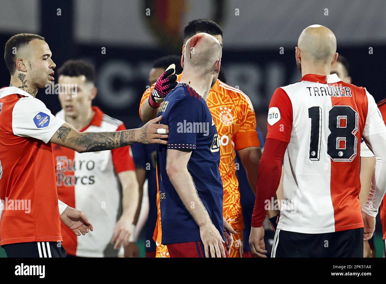 ROTTERDAM (LR) Quilindschy Hartman of Feyenoord, Davy Klaassen of