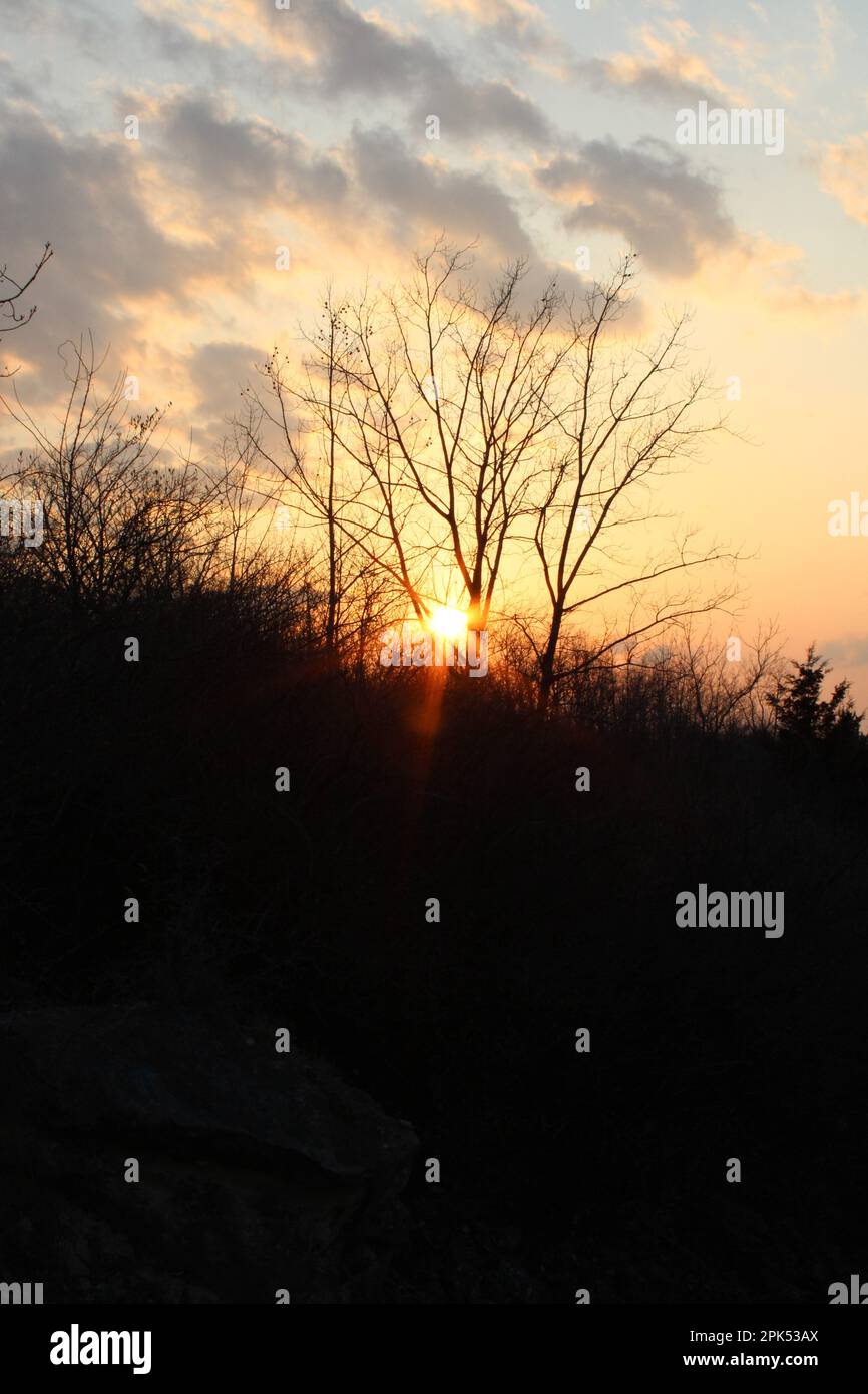 Sunset at Oakes Quarry Park in Fairborn, Ohio, USA Stock Photo Alamy