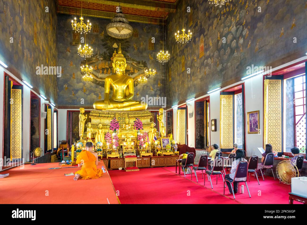 Wat Ratchanatdaram in Bangkok, Thailand Stock Photo - Alamy