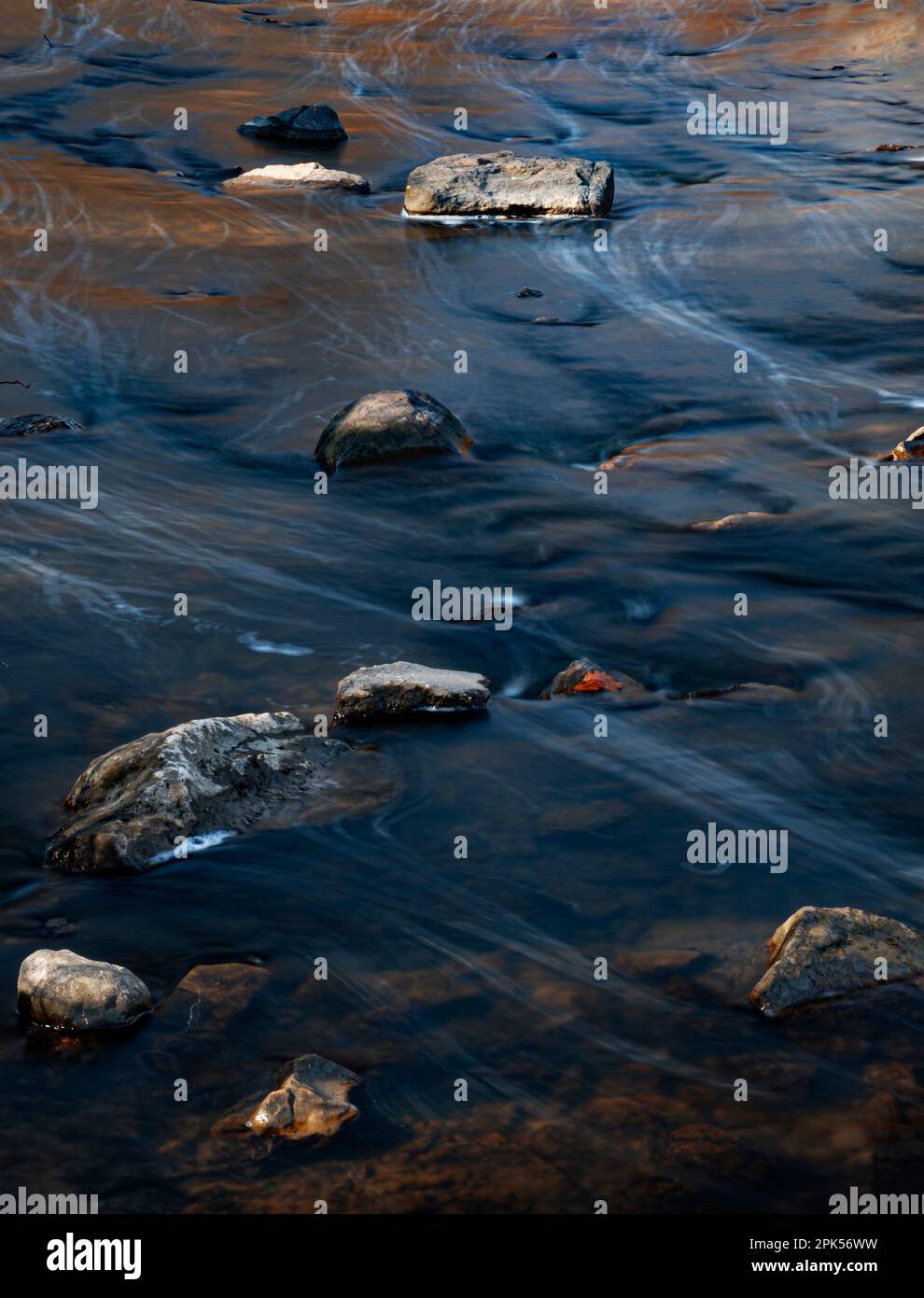 Sawmill Creek flows towards it's conjunction with the DesPalines River