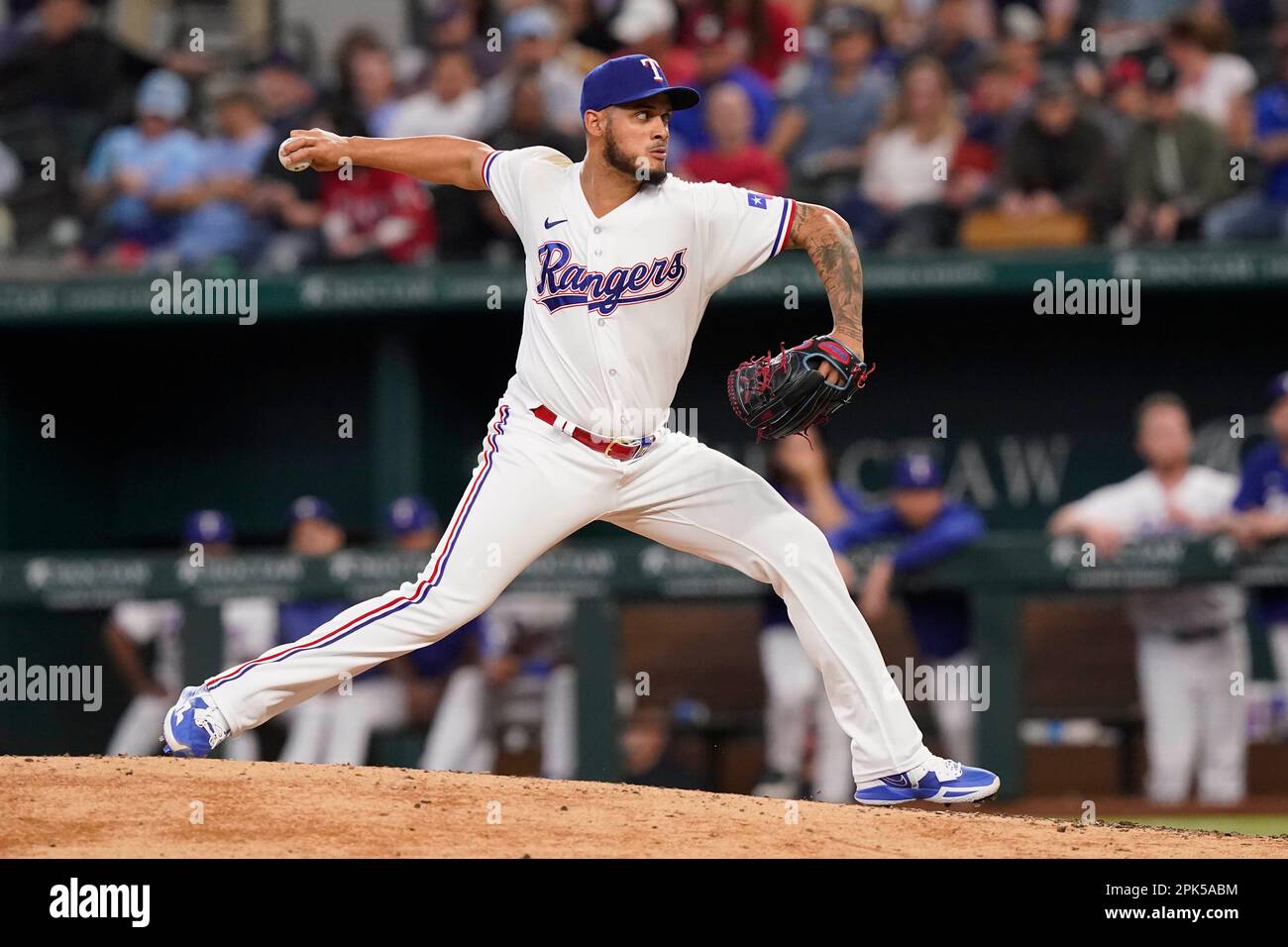 Texas Rangers Relief Pitcher Jonathan Hernandez Editorial Stock