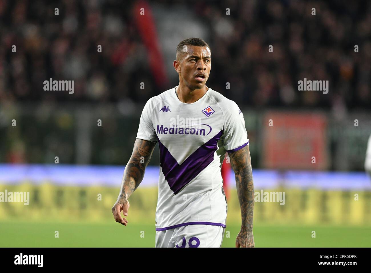 Florence, Italy. 03rd Apr, 2022. Riccardo Saponara (ACF Fiorentina) during ACF  Fiorentina vs Empoli FC, italian soccer Serie A match in Florence, Italy,  April 03 2022 Credit: Independent Photo Agency/Alamy Live News