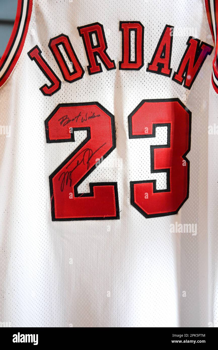 New York, USA. 05th Apr, 2023. Michael Jordan 1998 'The Last Dance' Chicago Bulls Signed & Game Worn Jersey (Matched to 2 Games), est. $500,000-700,000, is shown at Sotheby's in New York, NY on April 5, 2023. 'Victoriam | Parts I & II' memorabilia will be open for bidding from 3-11 April, alongisde a public exhibition at Sotheby's New York. (Photo by Efren Landaos/Sipa USA) Credit: Sipa USA/Alamy Live News Stock Photo