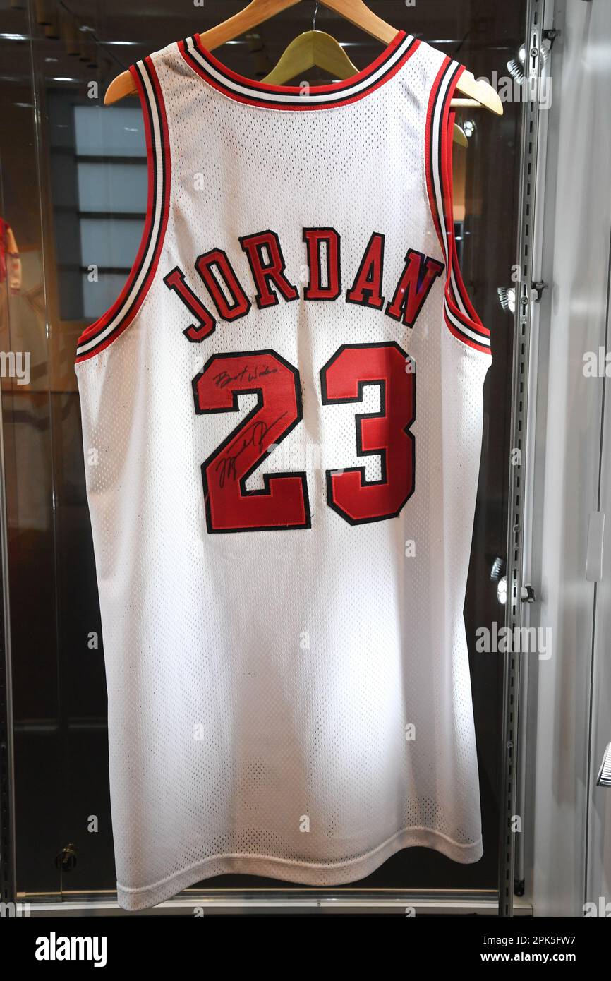 New York, USA. 05th Apr, 2023. Michael Jordan 1998 'The Last Dance' Chicago Bulls Signed & Game Worn Jersey (Matched to 2 Games), est. $500,000-700,000, is shown at Sotheby's in New York, NY on April 5, 2023. 'Victoriam | Parts I & II' memorabilia will be open for bidding from 3-11 April, alongisde a public exhibition at Sotheby's New York. (Photo by Efren Landaos/Sipa USA) Credit: Sipa USA/Alamy Live News Stock Photo