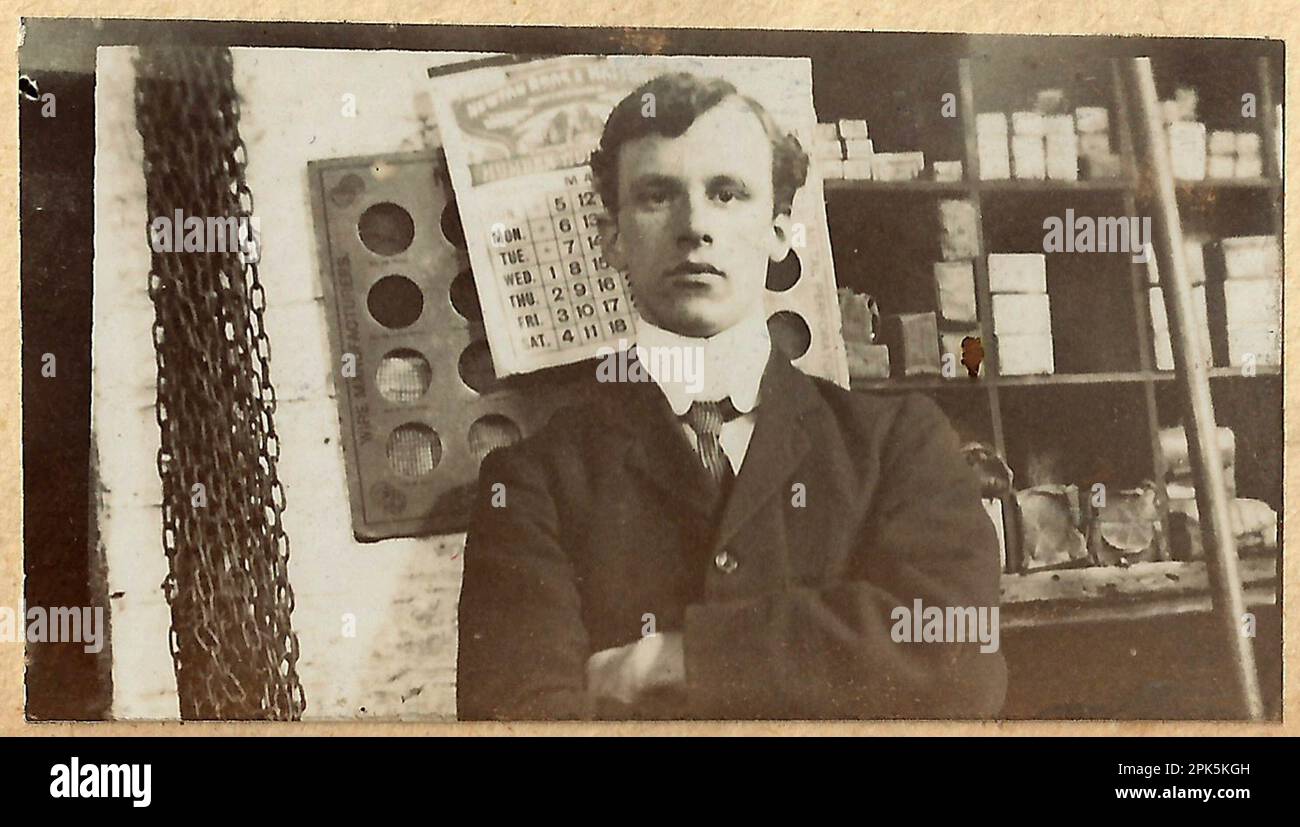 Edwardian man hi-res stock photography and images - Alamy