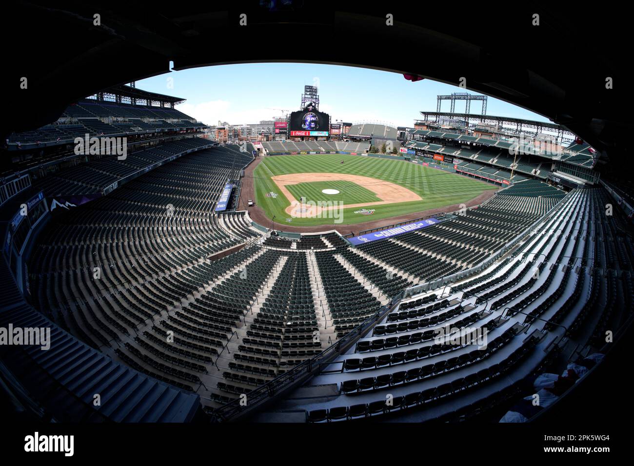 Rockies Journal: Coors Field is a wonder, but not because of home team