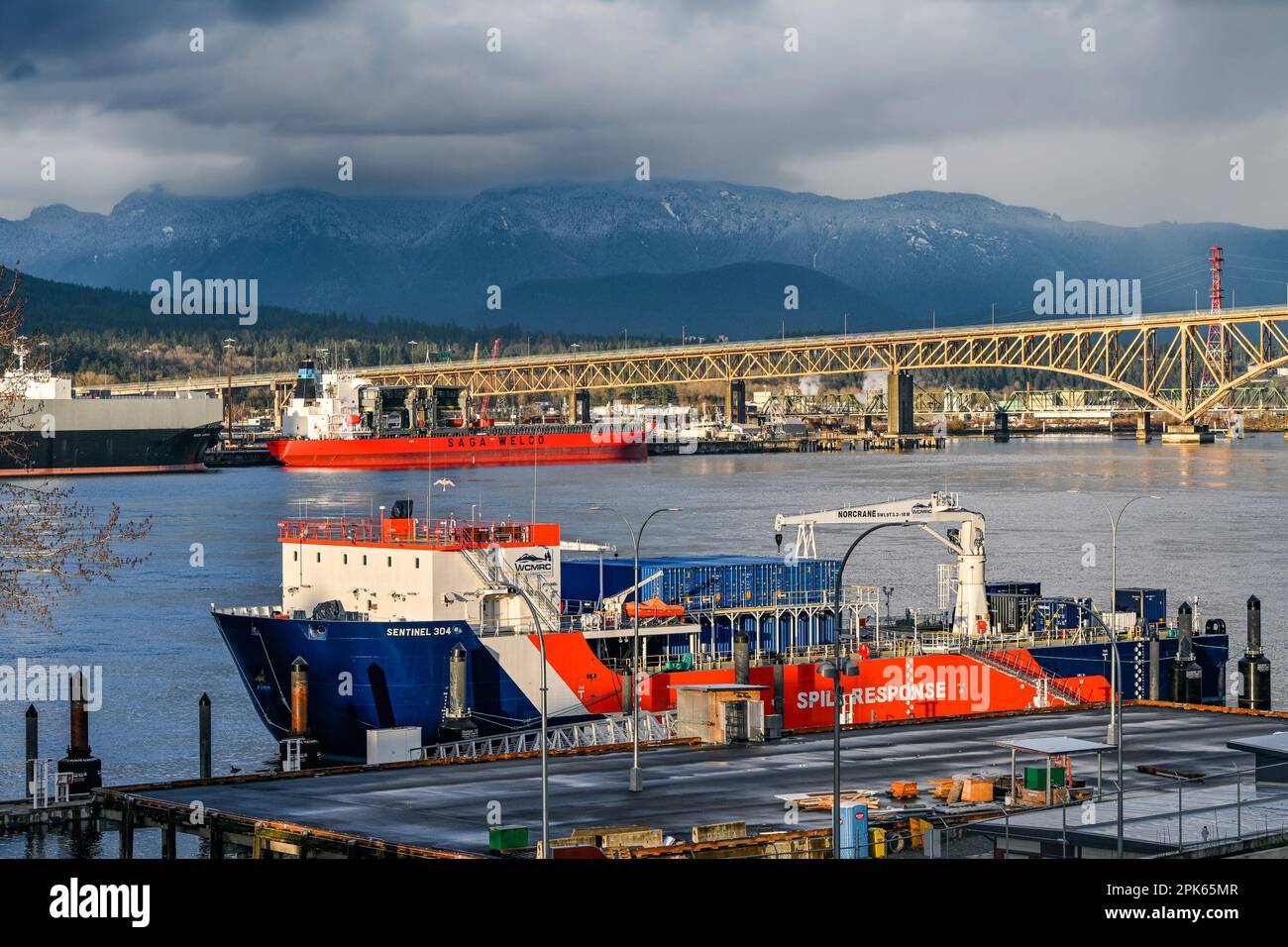 WCMRC, Sentinel 304 Marine Spill Response Barge, Burrard Inlet, Vancouver, British Columbia, Canada Stock Photo