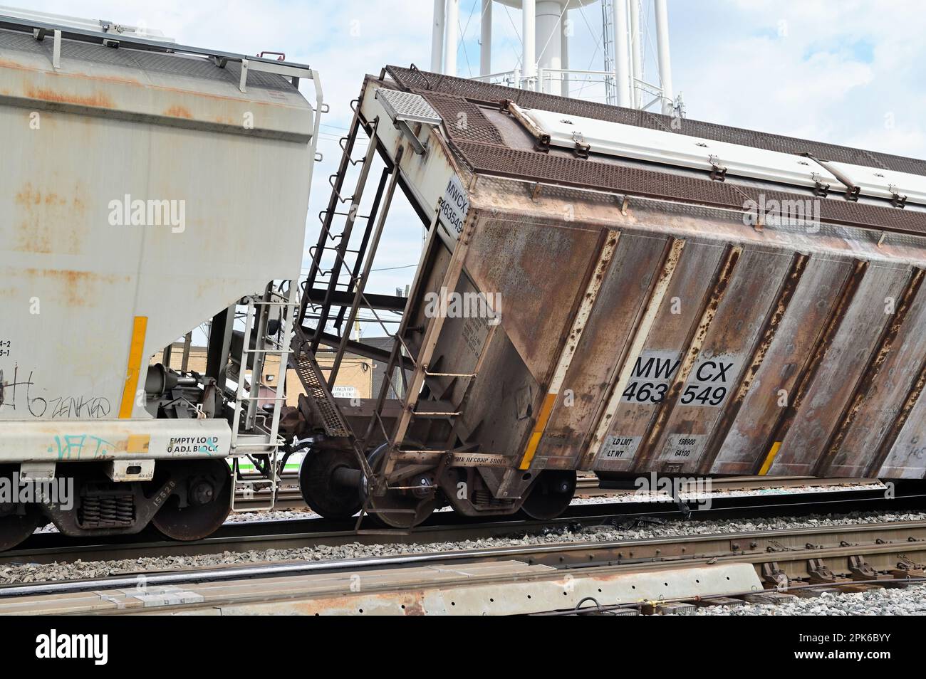 Franklin Park, Illinois, USA. Two cars of an eastbound Canadian Pacific freight train derailed just east of the railway's Bensenville Yard. Stock Photo