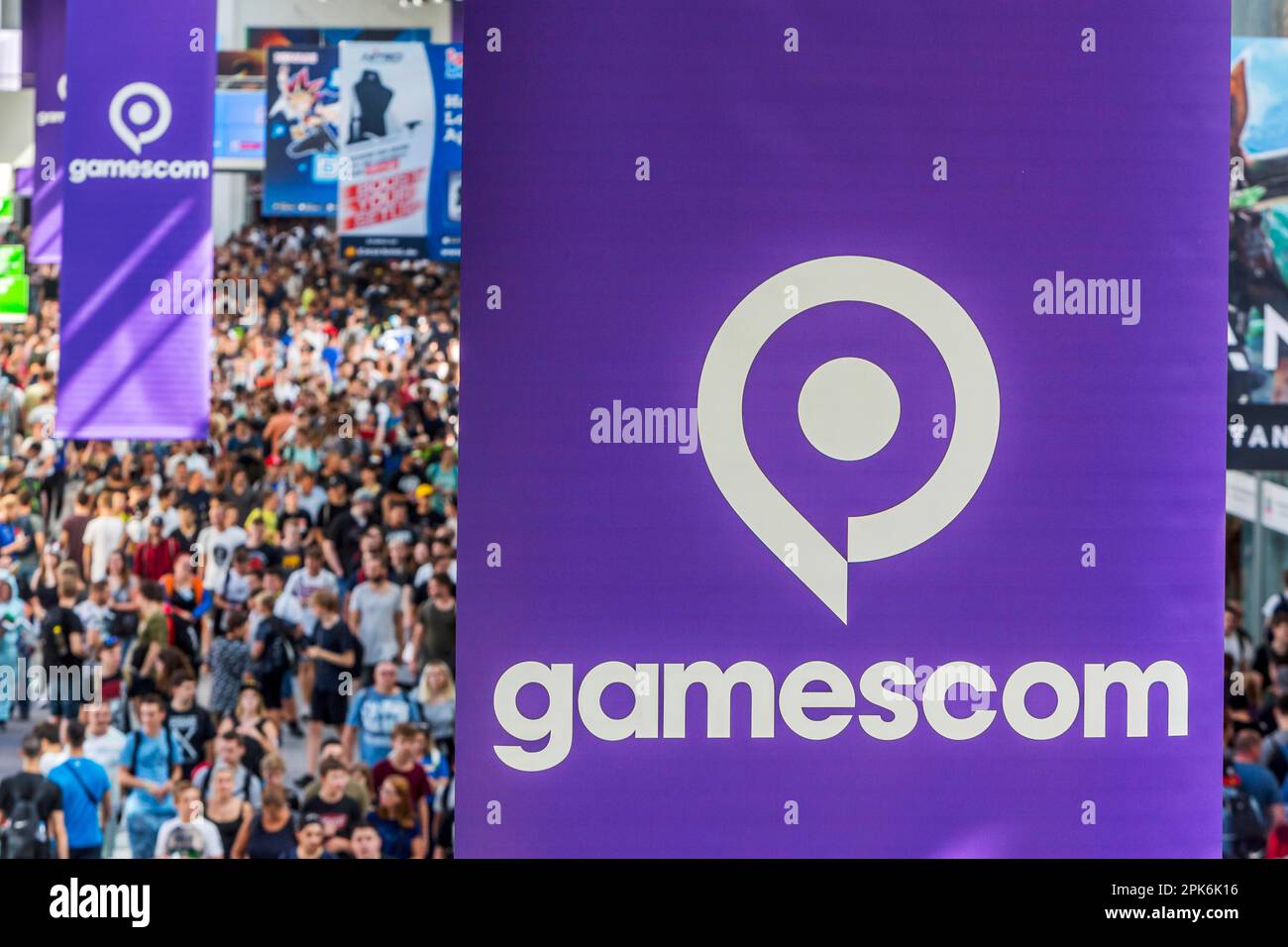 Gamescom Computer And Video Games Fair Crowds Of Visitors Koelnmesse gamescom-computer-and-video-games-fair-crowds-of-visitors-koelnmesse