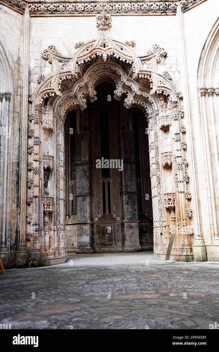 Detail, Dominican monastery Mosteiro de Santa Maria da Vitoria, view of the unfinished chapels, Capelas Imperfeitas, UNESCO World Heritage Site Stock Photo