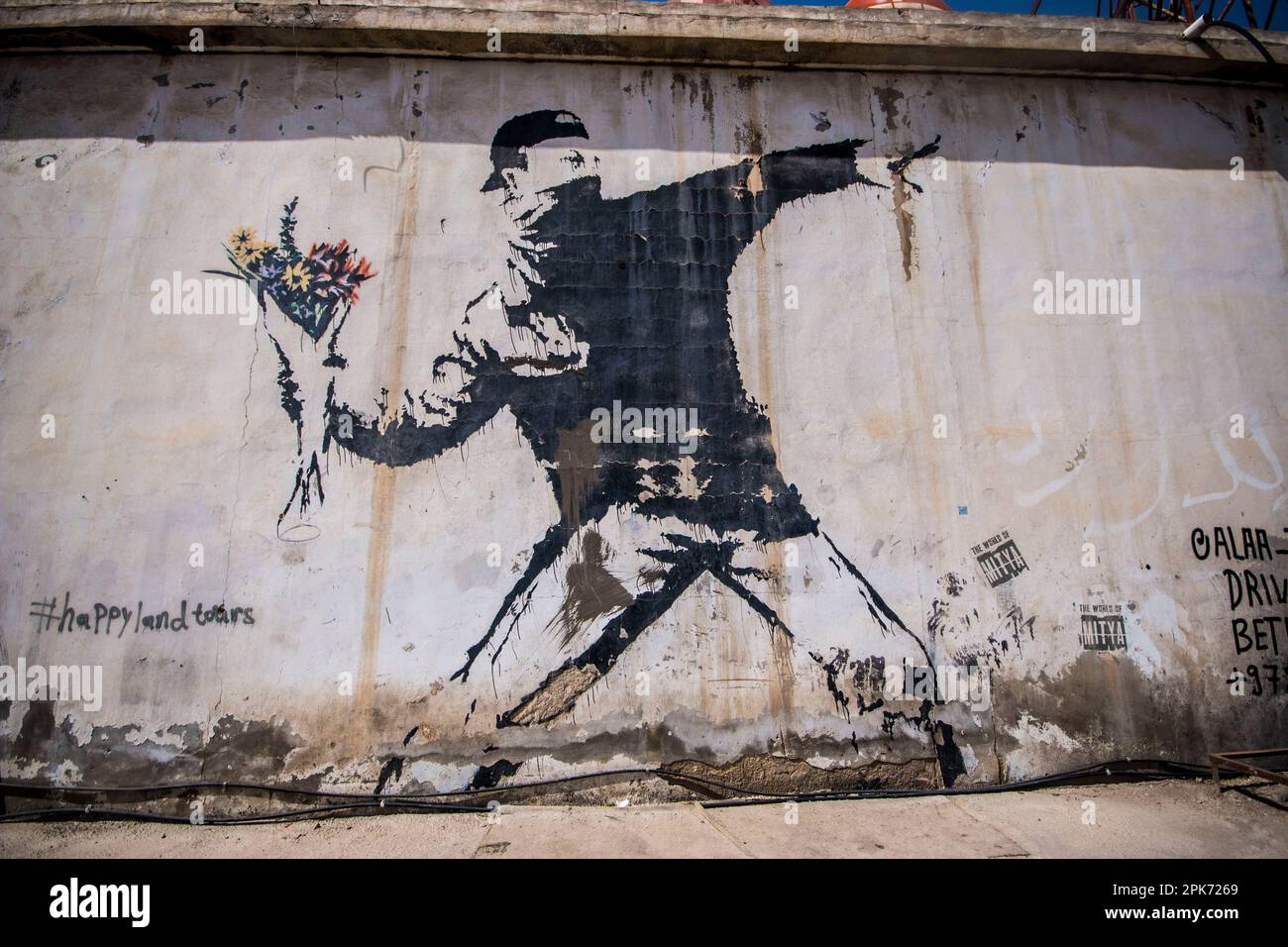 Banksy israel hi-res stock photography and images - Alamy Banksy israel hi-res stock photography and images - Alamy