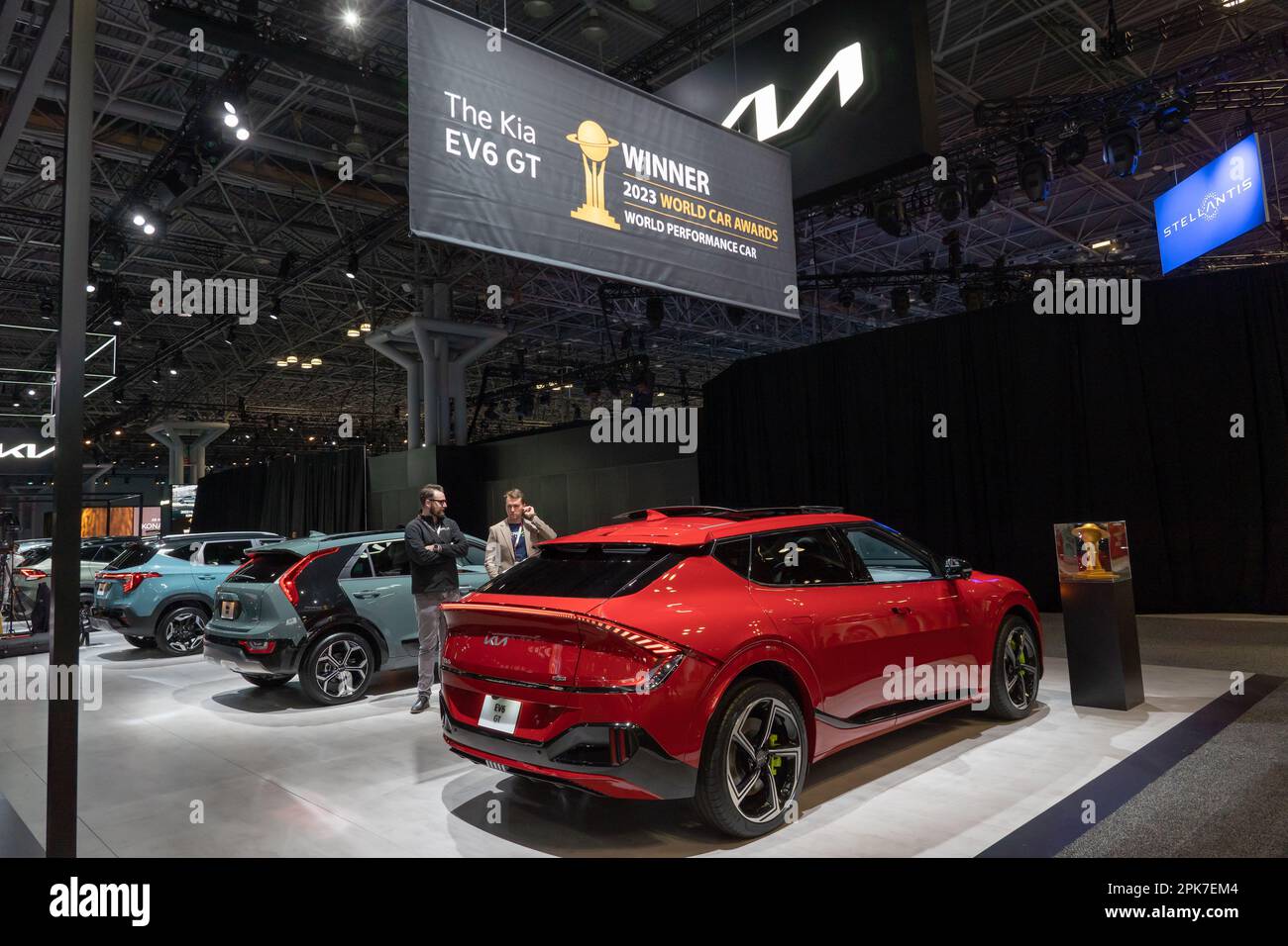 NEW YORK, NEW YORK APRIL 05 2023 World Performance Car winner Kia